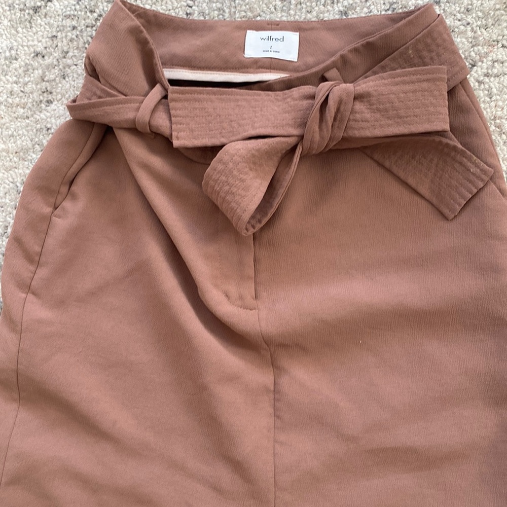 Aritzia Wilfred Pencil Skirt (Sz 2)